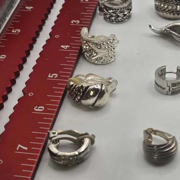 SINGLE Earrings Junk Lot 25 Pieces Mixed Color Craft Repurpose Project SKU 2959 - Picture 7 of 16